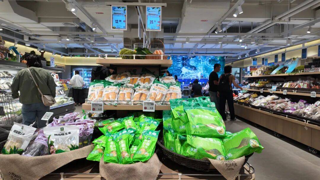 超市30最新门店：一年后有哪些迭代？不朽情缘游戏入口实探sp@ce天虹(图19)